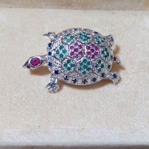 Fine Vintage Turtle Brooch